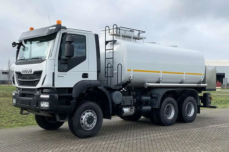 Sweet Water & Salt Water Tanker Supply in Dubai